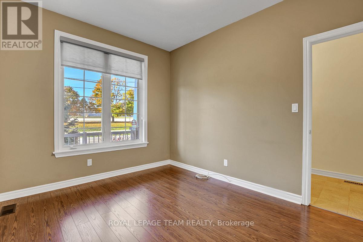 520 Clothier Street W, North Grenville, Ontario  K0G 1J0 - Photo 22 - X12257928