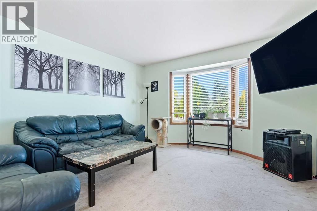 3853, 51 Avenue Close, Ponoka, Alberta  T4J 1C7 - Photo 5 - A2255610