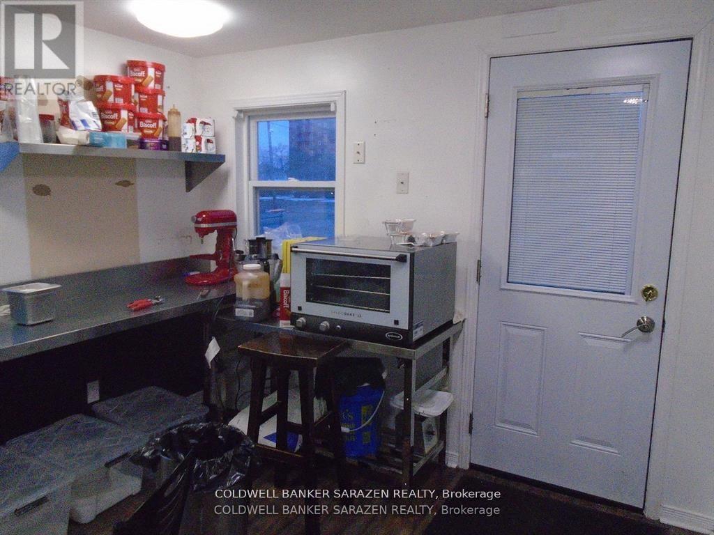 908-912 St. Laurent Boulevard N, Ottawa, Ontario  K1K 3B3 - Photo 4 - X12485879