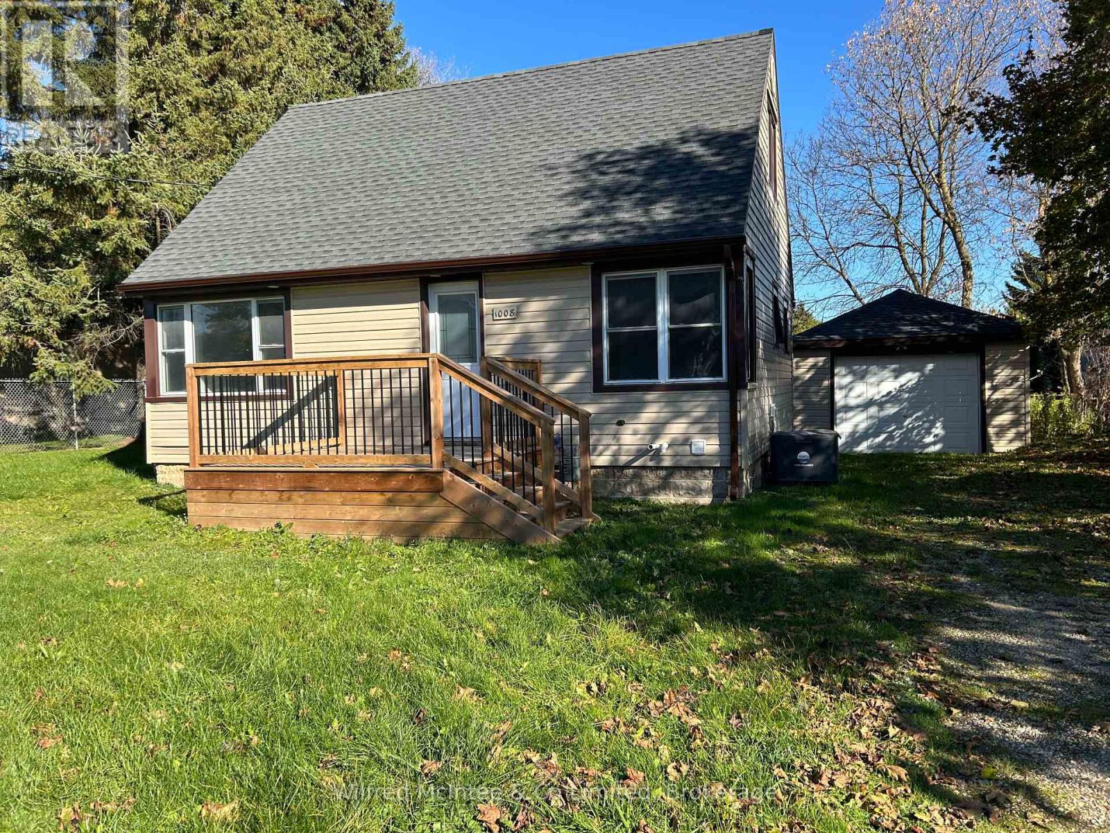 1008 Yonge Street S, Brockton, Ontario  N0G 2V0 - Photo 2 - X12487497