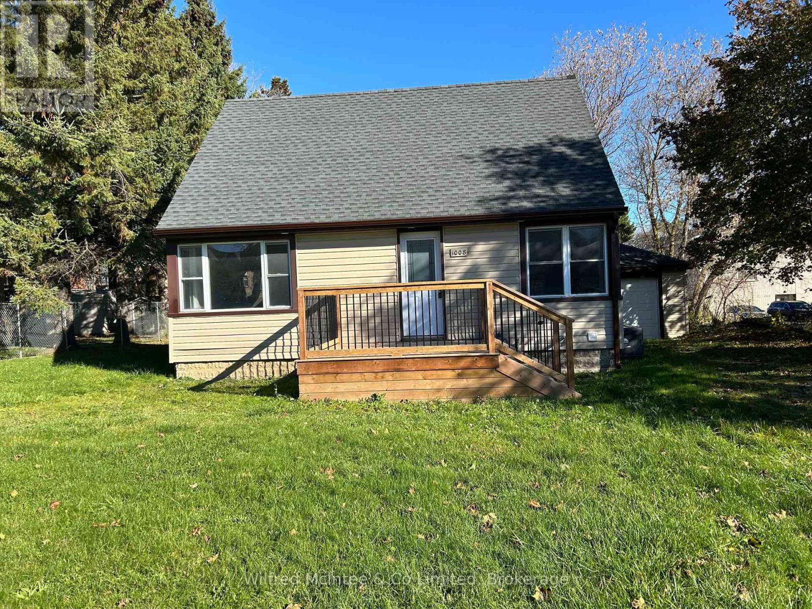 1008 Yonge Street S, Brockton, Ontario  N0G 2V0 - Photo 3 - X12487497