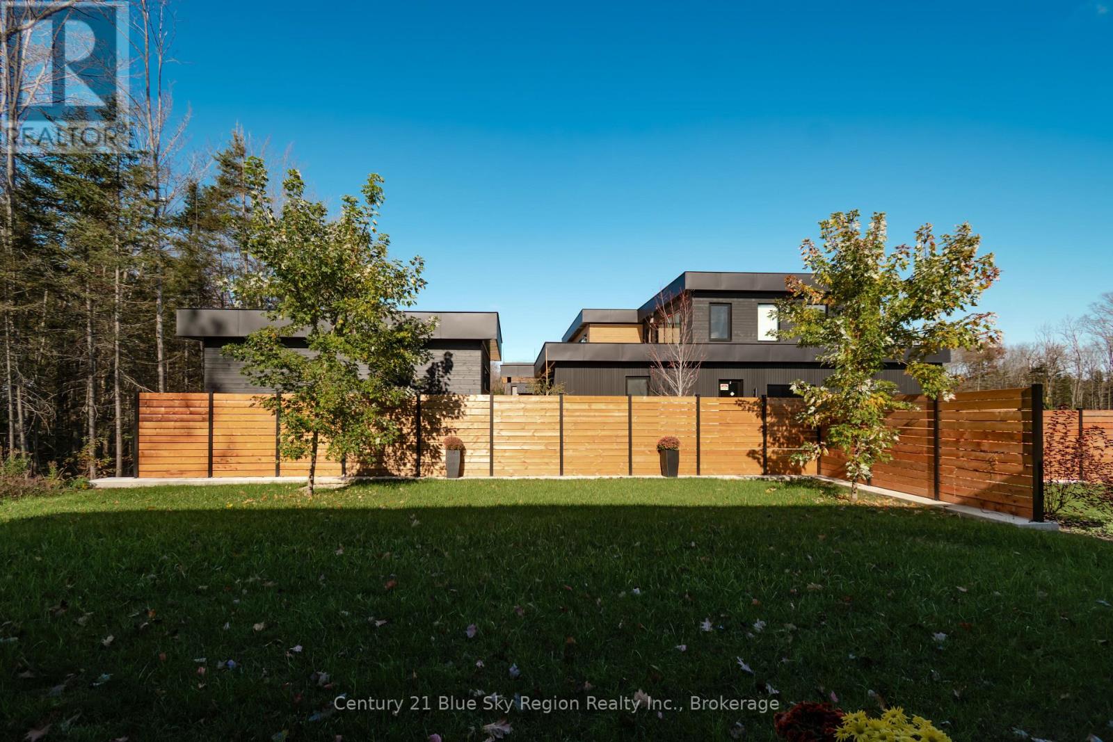 160 Sugarbush Street, North Bay, Ontario  P1C 1M8 - Photo 33 - X12442342