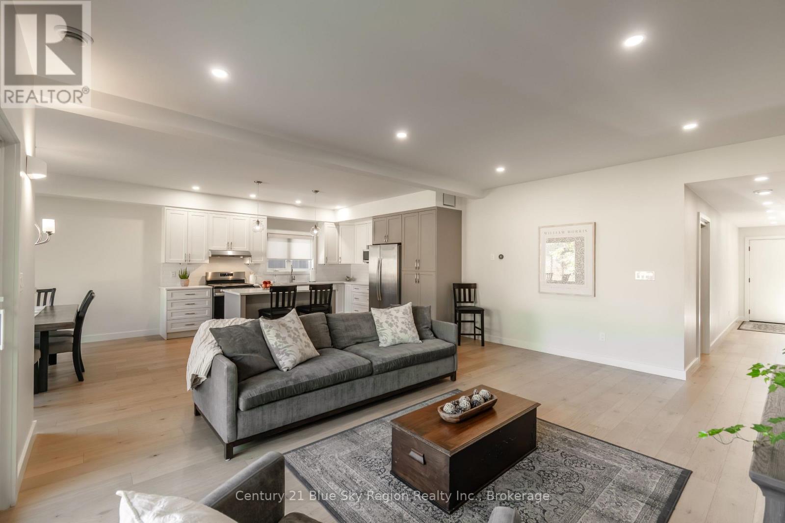 160 Sugarbush Street, North Bay, Ontario  P1C 1M8 - Photo 27 - X12442342