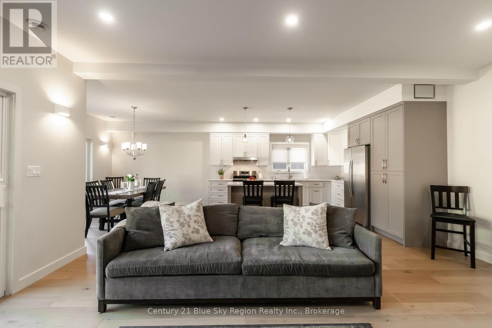 160 Sugarbush Street, North Bay, Ontario  P1C 1M8 - Photo 28 - X12442342