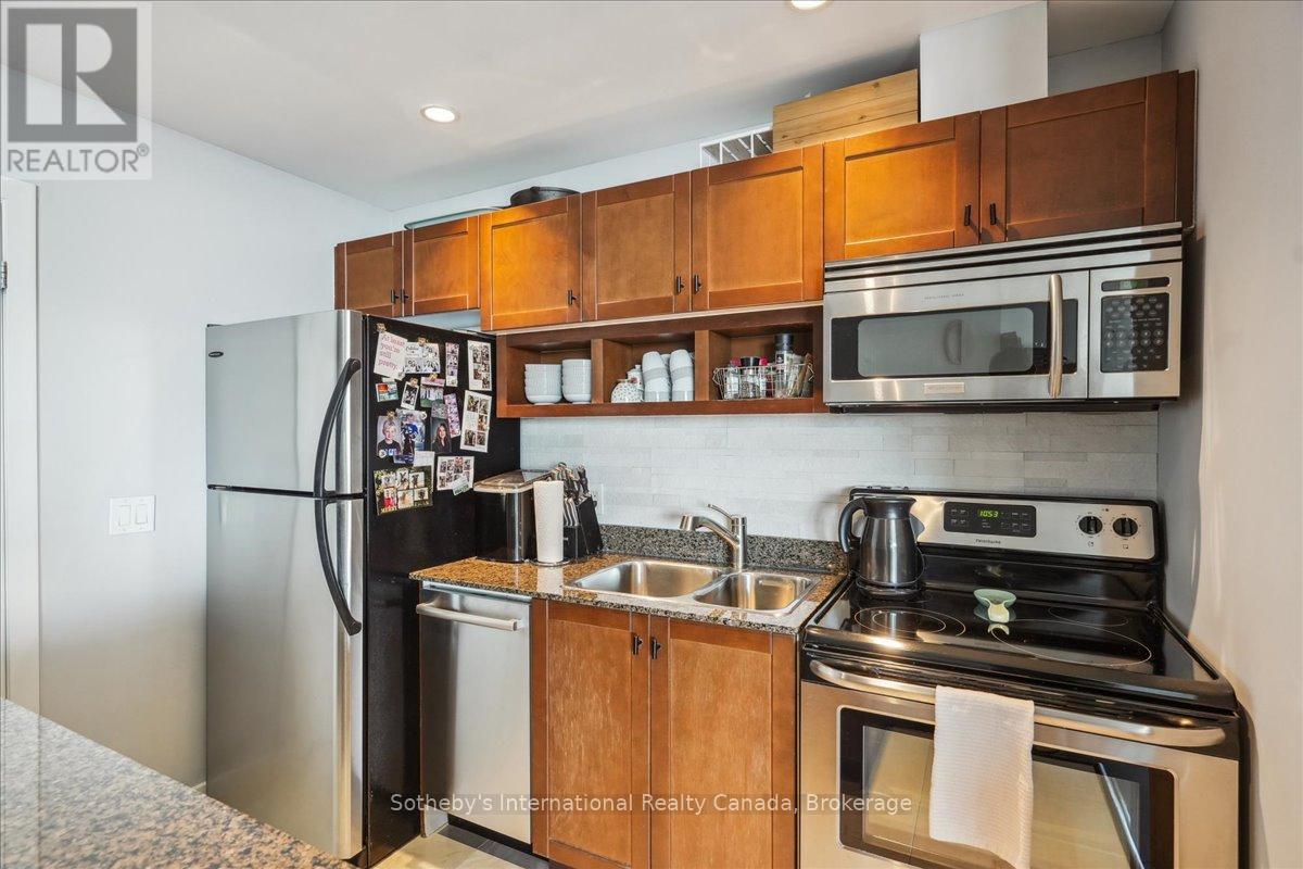 1804 - 218 Queens Quay W, Toronto, Ontario M5J 2Y6 - Photo 11 - C12488196