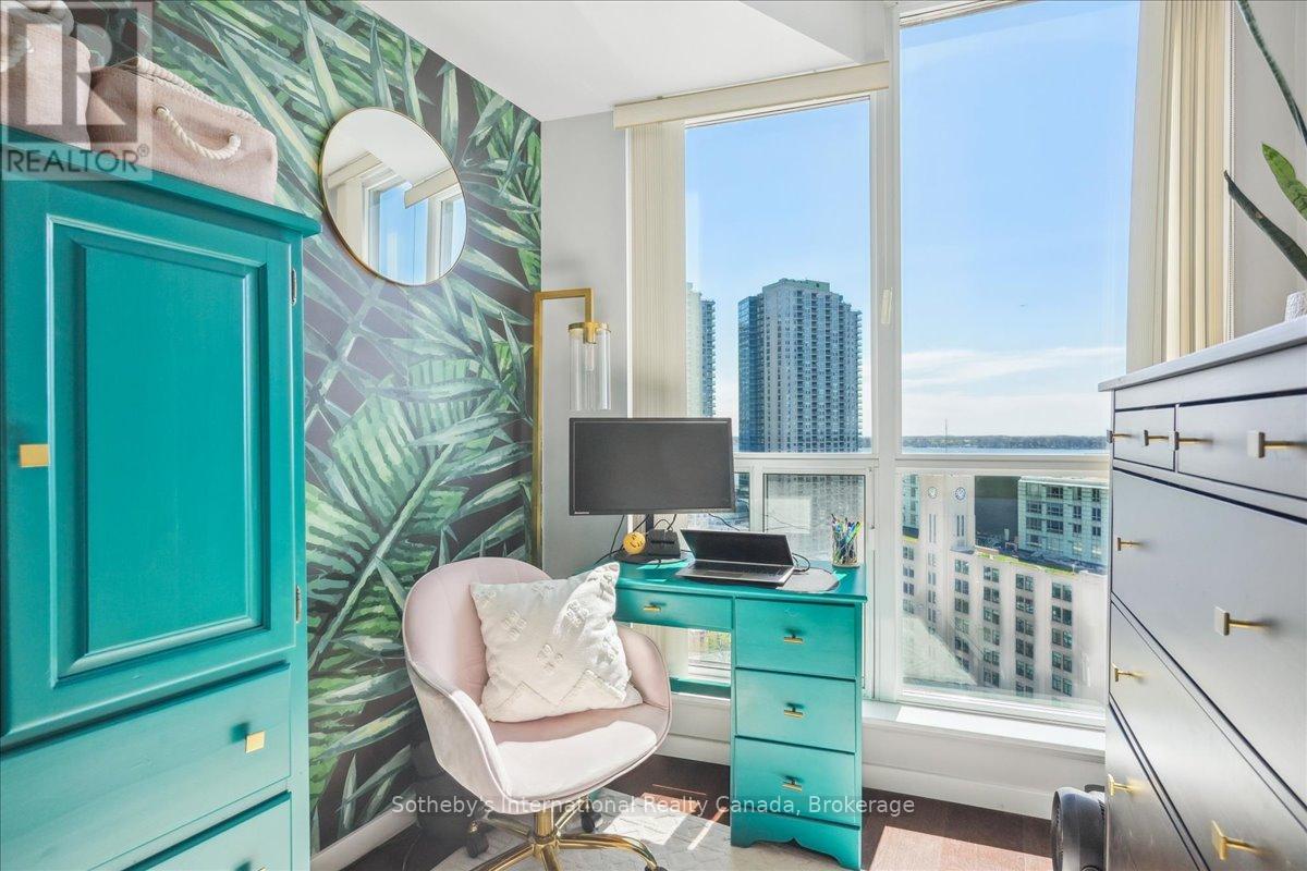 1804 - 218 Queens Quay W, Toronto, Ontario M5J 2Y6 - Photo 27 - C12488196