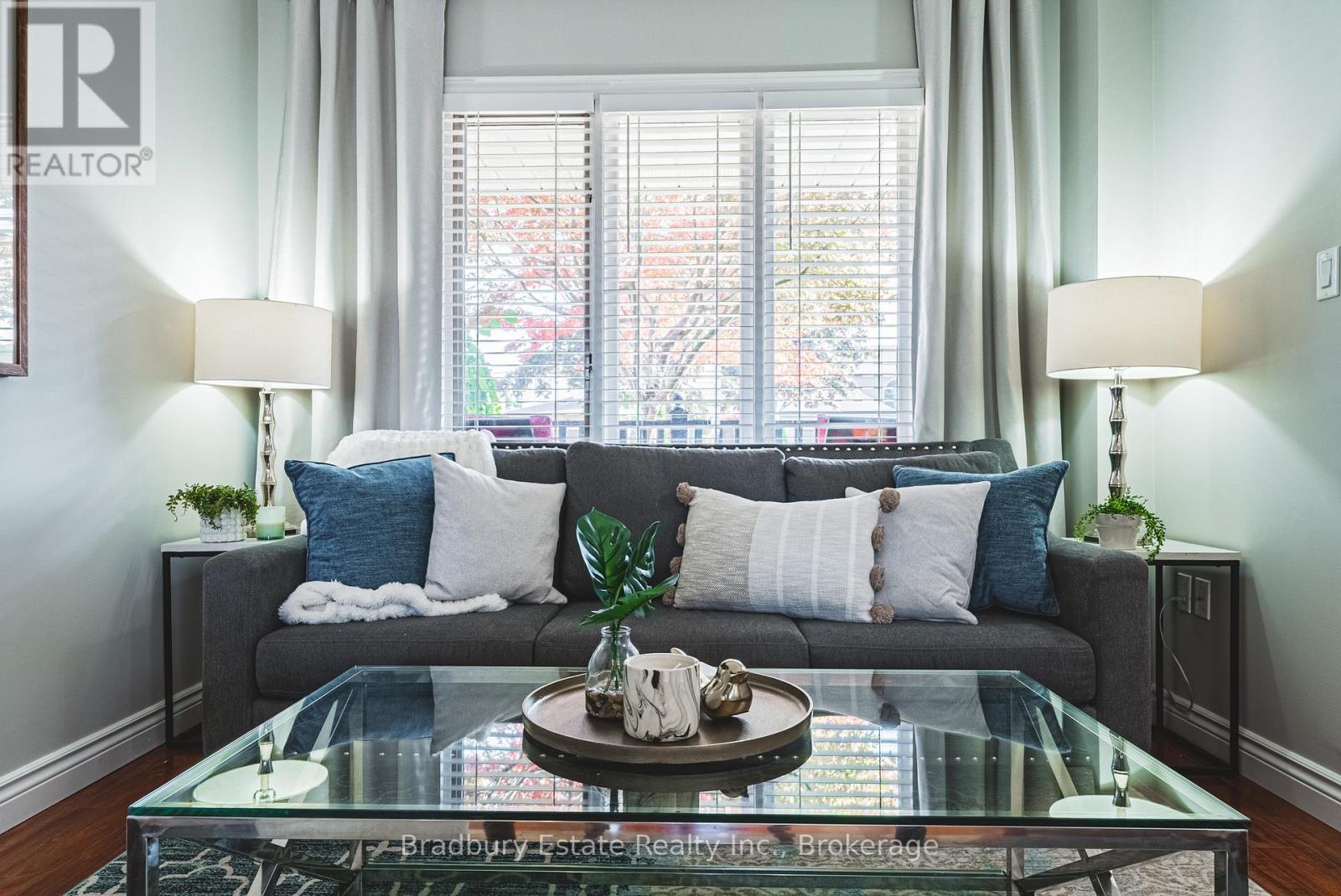 176 Highland Road W, Hamilton, Ontario  L8J 2S6 - Photo 7 - X12488718