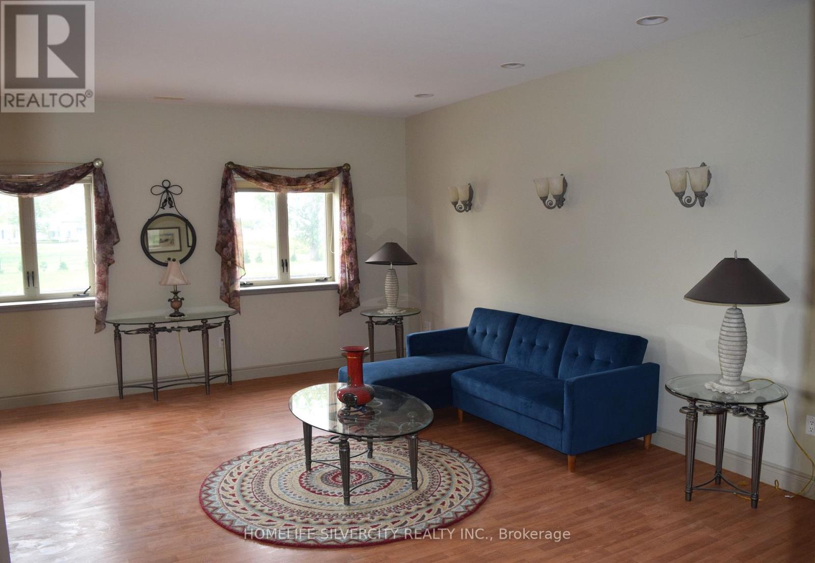 21000 Admiral Drive, Lakeshore, Ontario  N0P 2L0 - Photo 13 - X12429962