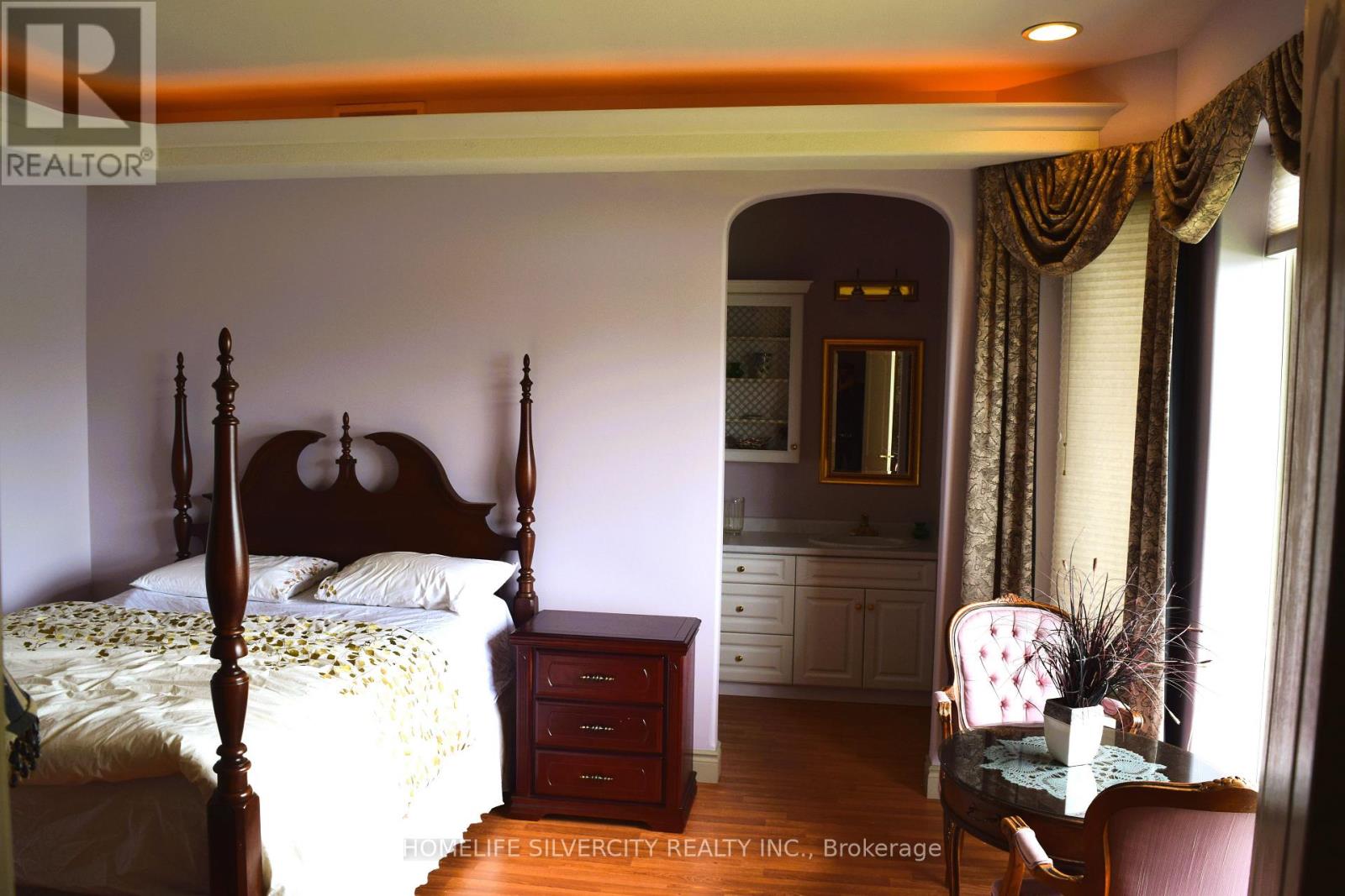 21000 Admiral Drive, Lakeshore, Ontario  N0P 2L0 - Photo 18 - X12429962