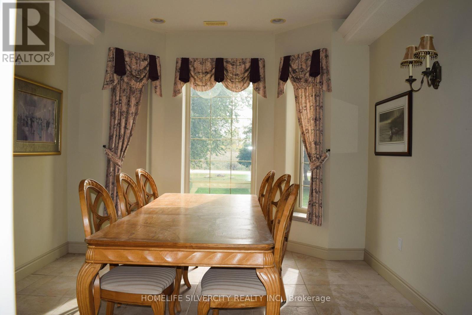 21000 Admiral Drive, Lakeshore, Ontario  N0P 2L0 - Photo 6 - X12429962