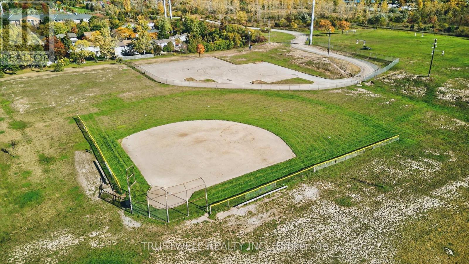 26 - 131 Rockwood Avenue, St. Catharines, Ontario  L2P 3K4 - Photo 23 - X12486874