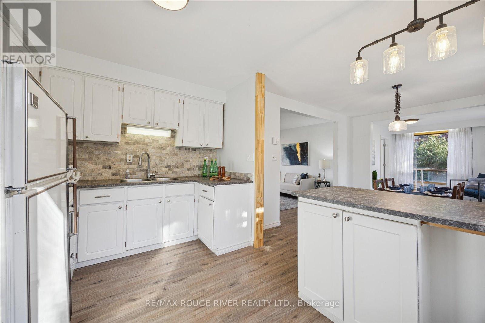 16 Blumenweg Crescent, Scugog, Ontario  L0B 1B0 - Photo 14 - E12487912