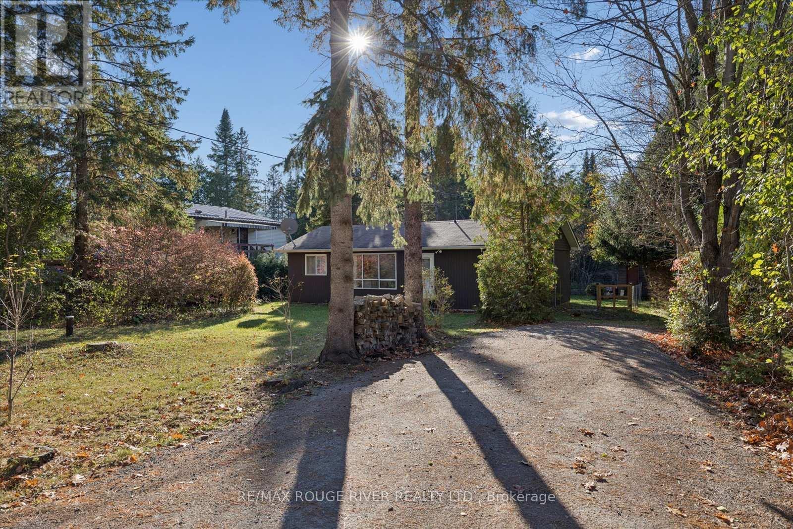 16 Blumenweg Crescent, Scugog, Ontario  L0B 1B0 - Photo 3 - E12487912