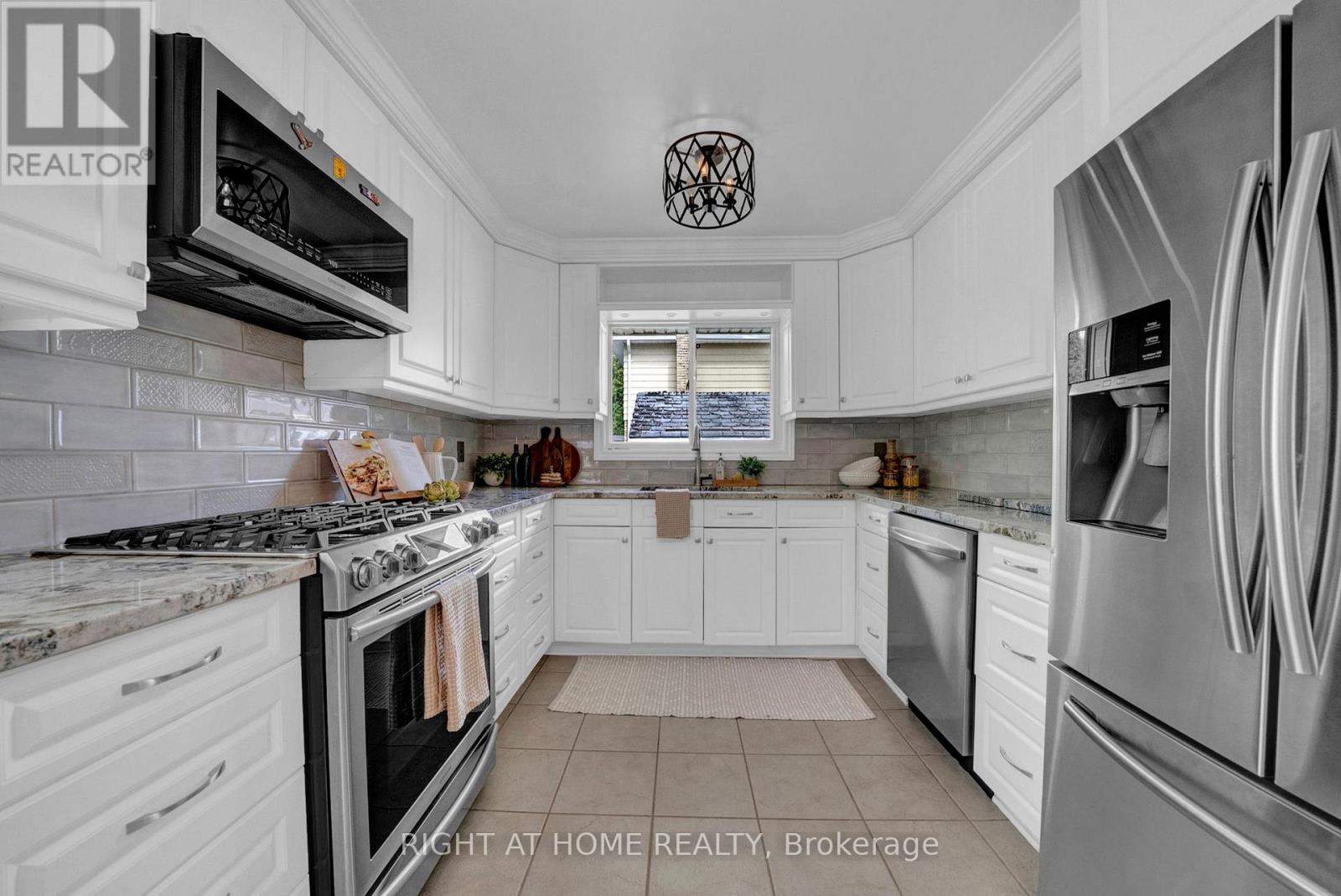 1194 Northgate Crescent, Oshawa, Ontario  L1G 7C5 - Photo 11 - E12488218