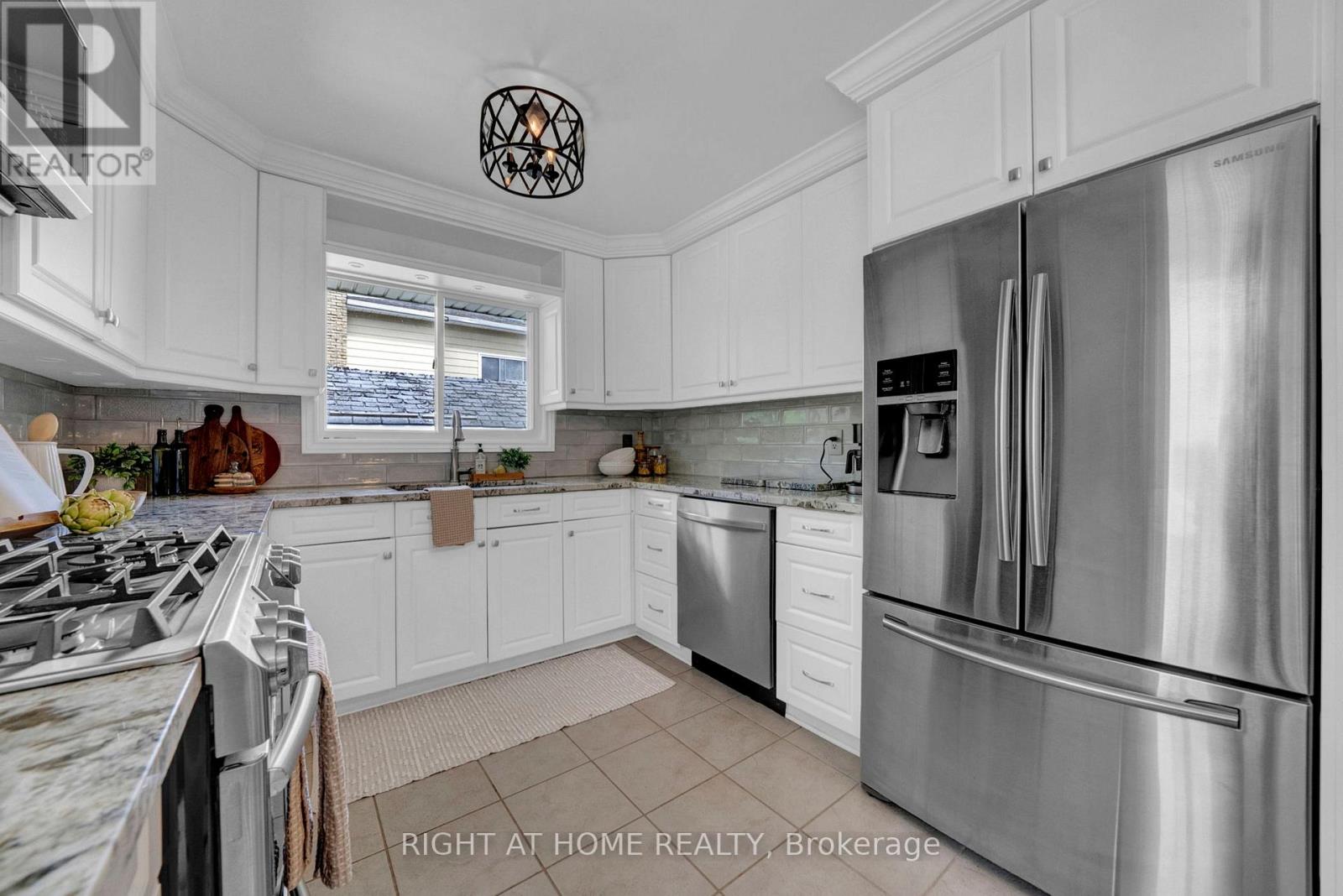 1194 Northgate Crescent, Oshawa, Ontario  L1G 7C5 - Photo 12 - E12488218