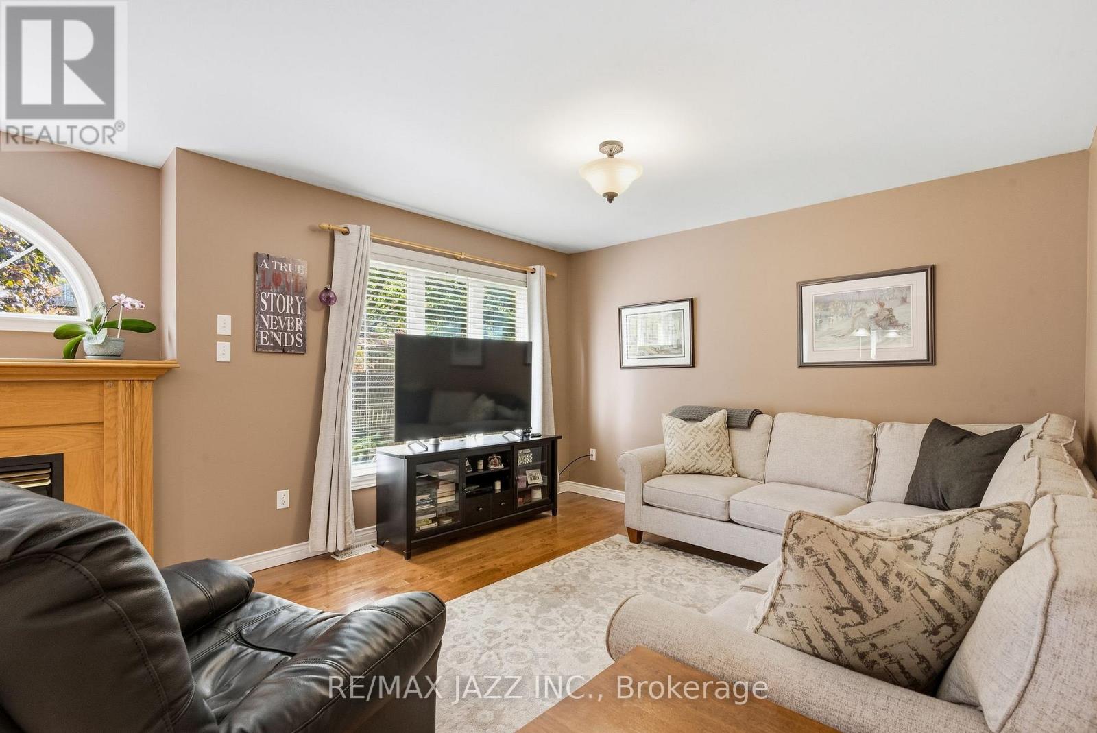 37 Woodcock Avenue, Ajax, Ontario  L1T 4J5 - Photo 14 - E12488400