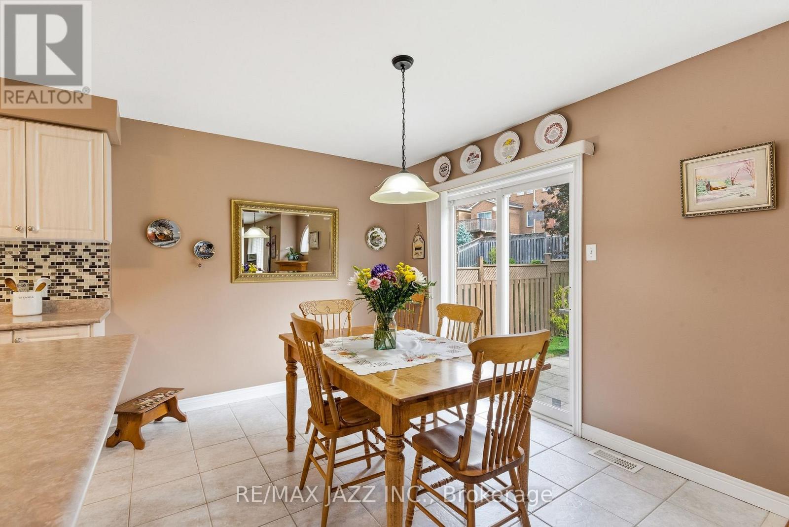 37 Woodcock Avenue, Ajax, Ontario  L1T 4J5 - Photo 21 - E12488400