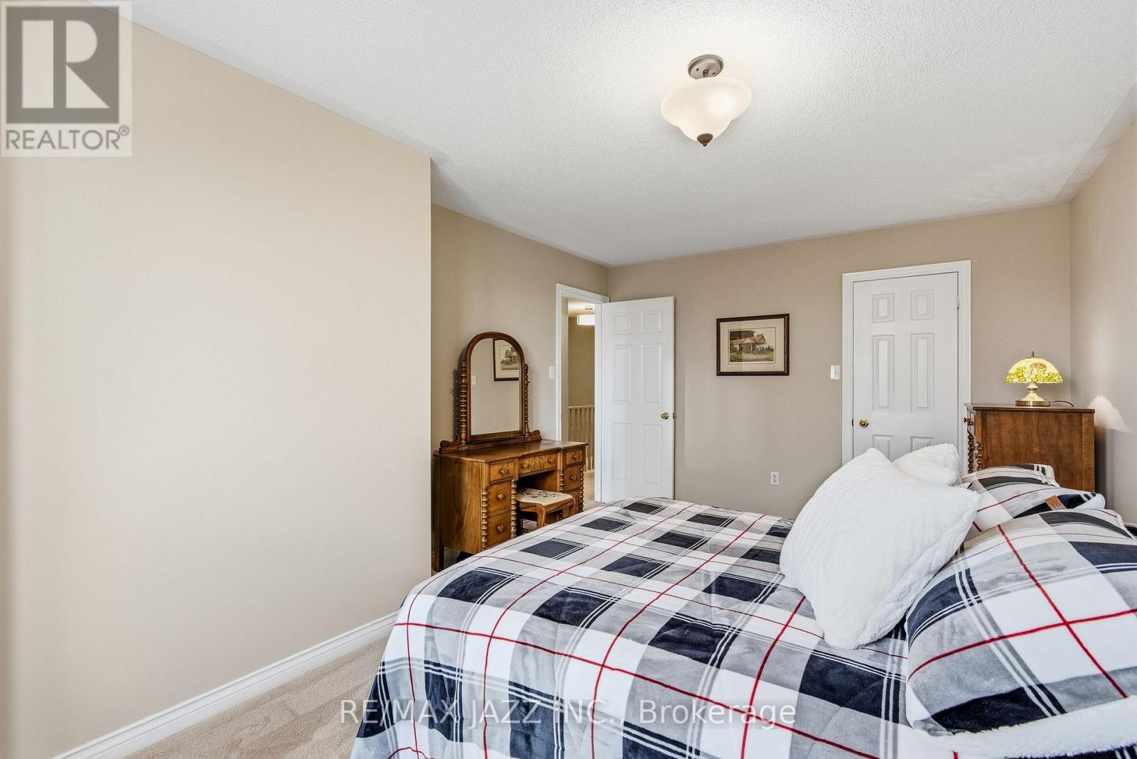 37 Woodcock Avenue, Ajax, Ontario  L1T 4J5 - Photo 29 - E12488400