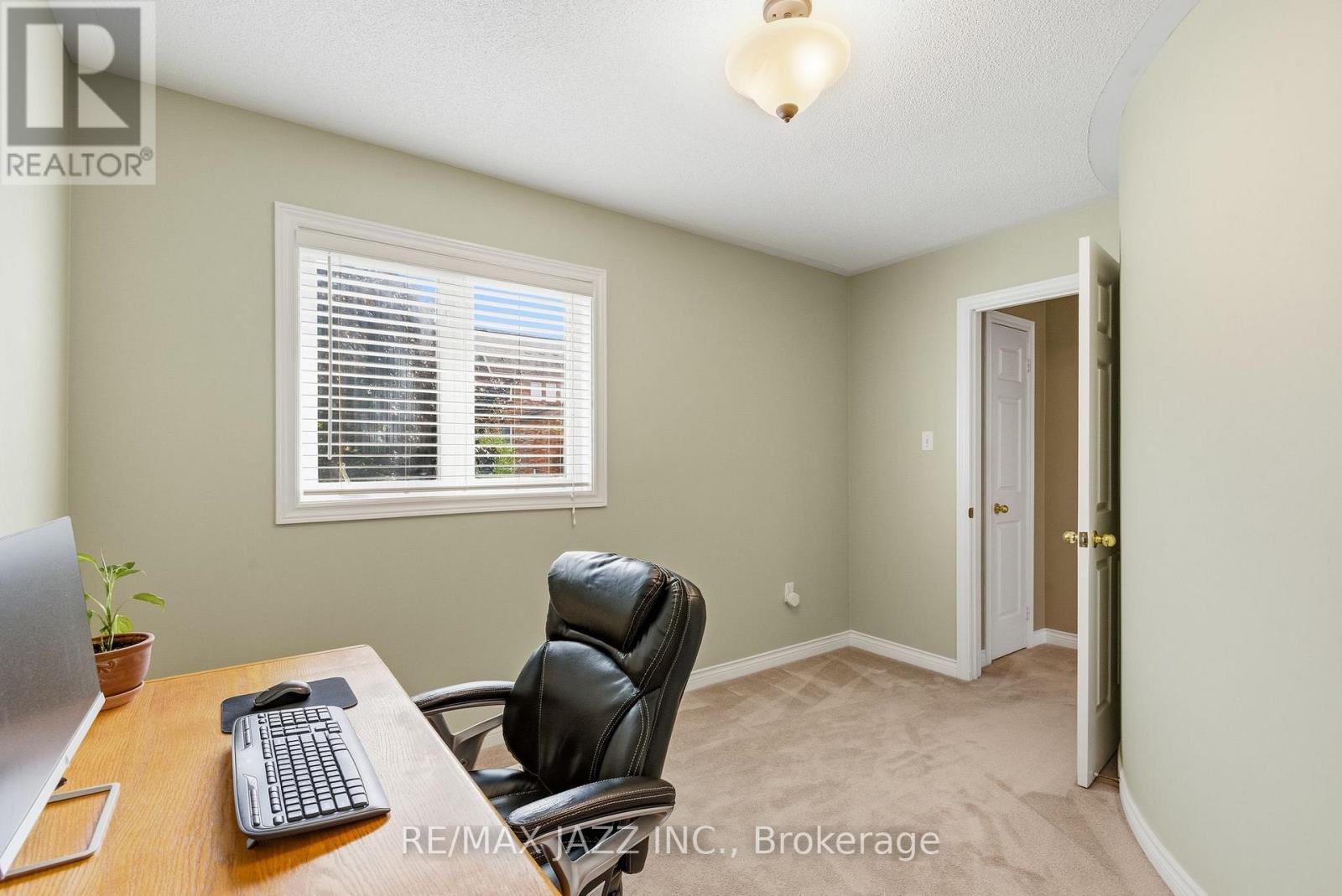 37 Woodcock Avenue, Ajax, Ontario  L1T 4J5 - Photo 32 - E12488400