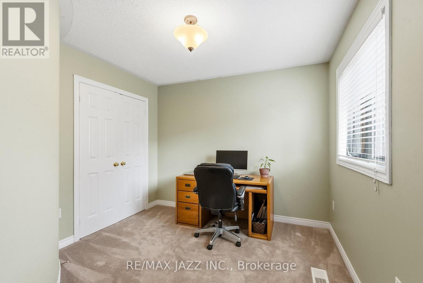 37 Woodcock Avenue, Ajax, Ontario  L1T 4J5 - Photo 33 - E12488400