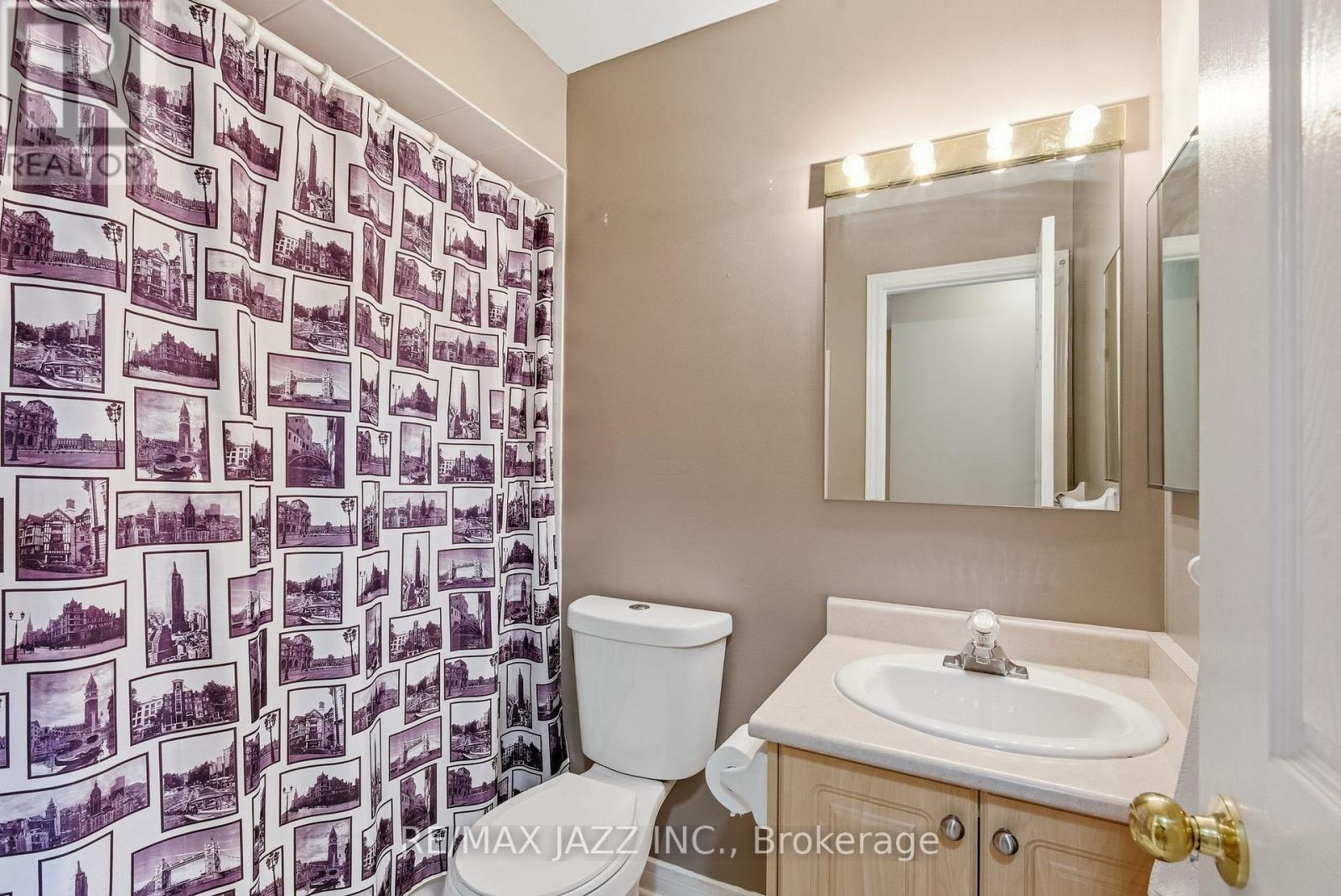 37 Woodcock Avenue, Ajax, Ontario  L1T 4J5 - Photo 34 - E12488400