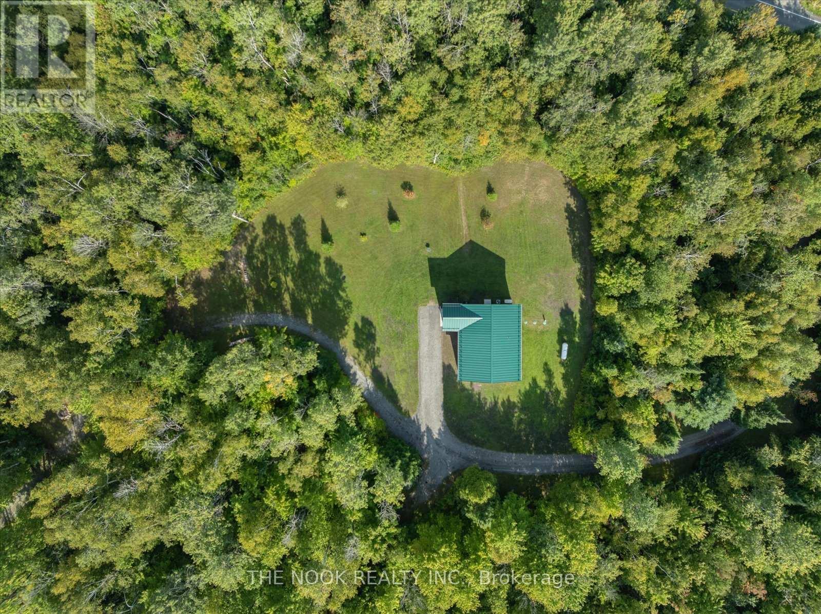 9525 Old Homestead Road, Georgina, Ontario L0E 1N0 - Photo 25 - N12487810