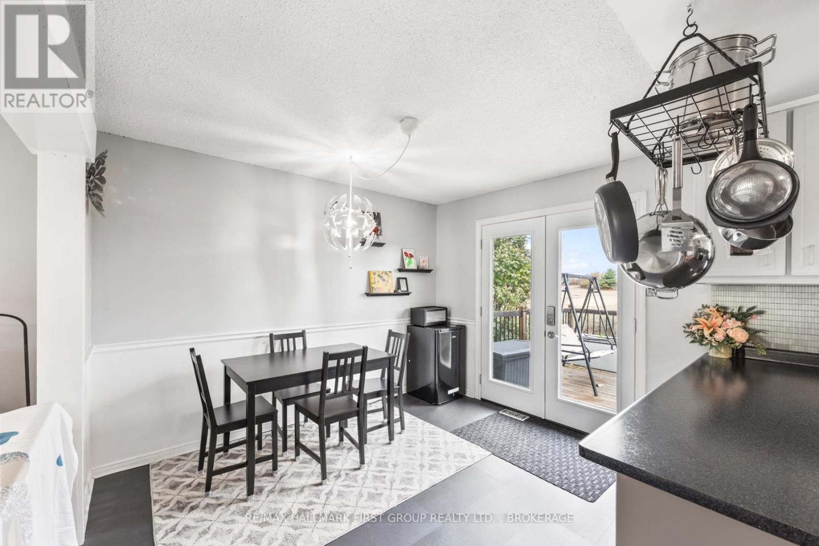 810 County 2 Road, Front Of Leeds & Seeleys Bay, Ontario  K0E 1L0 - Photo 17 - X12488372