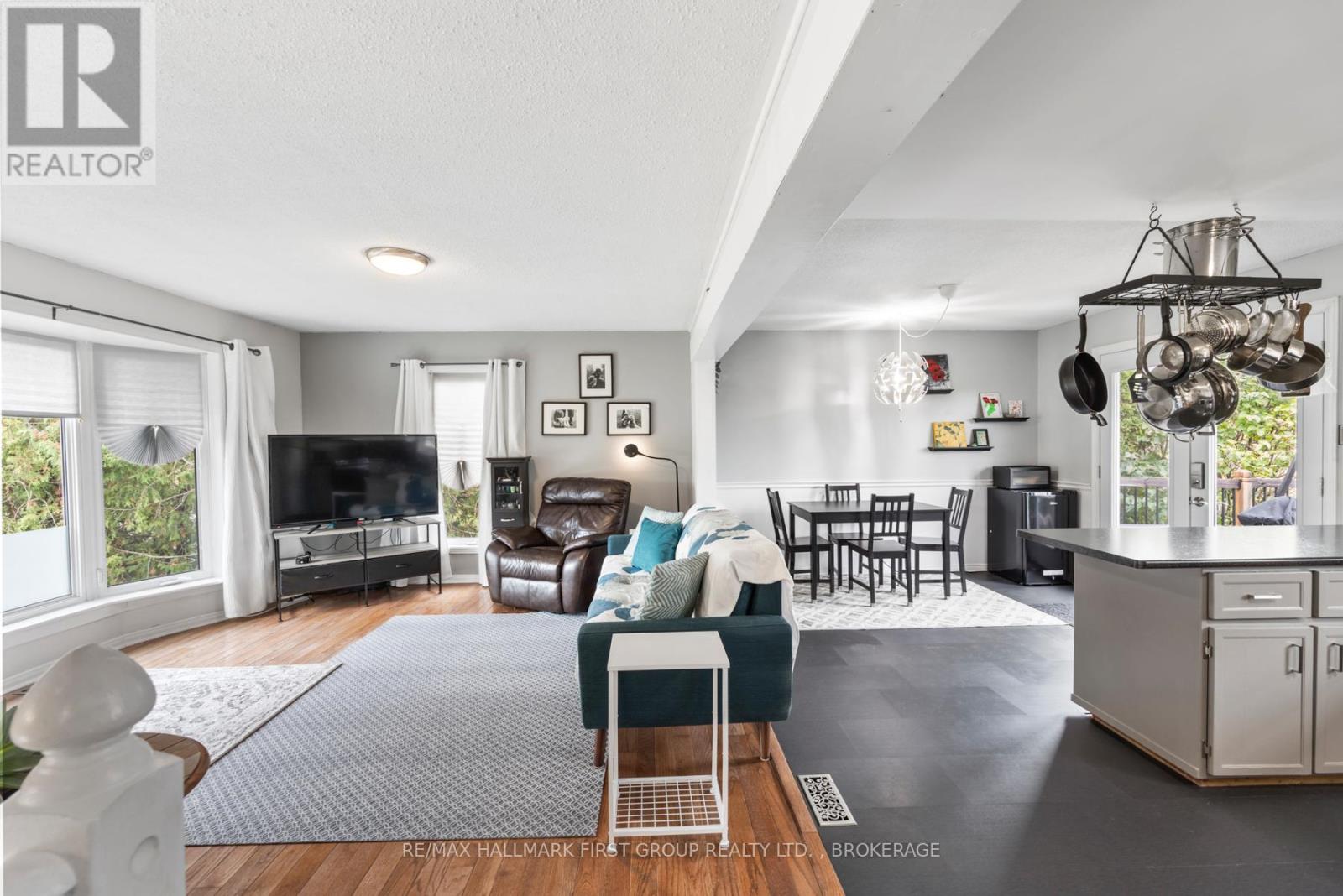 810 County 2 Road, Front Of Leeds & Seeleys Bay, Ontario  K0E 1L0 - Photo 8 - X12488372