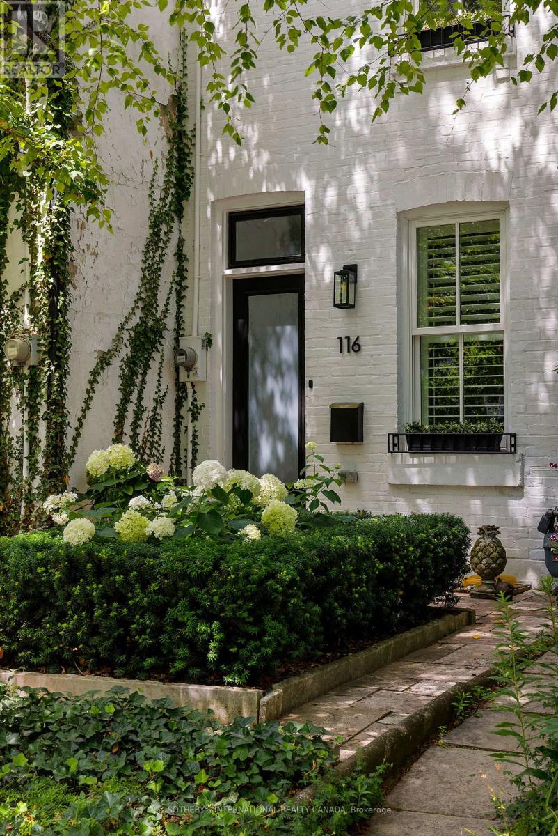 116 SHAFTESBURY AVENUE, Toronto, Ontario