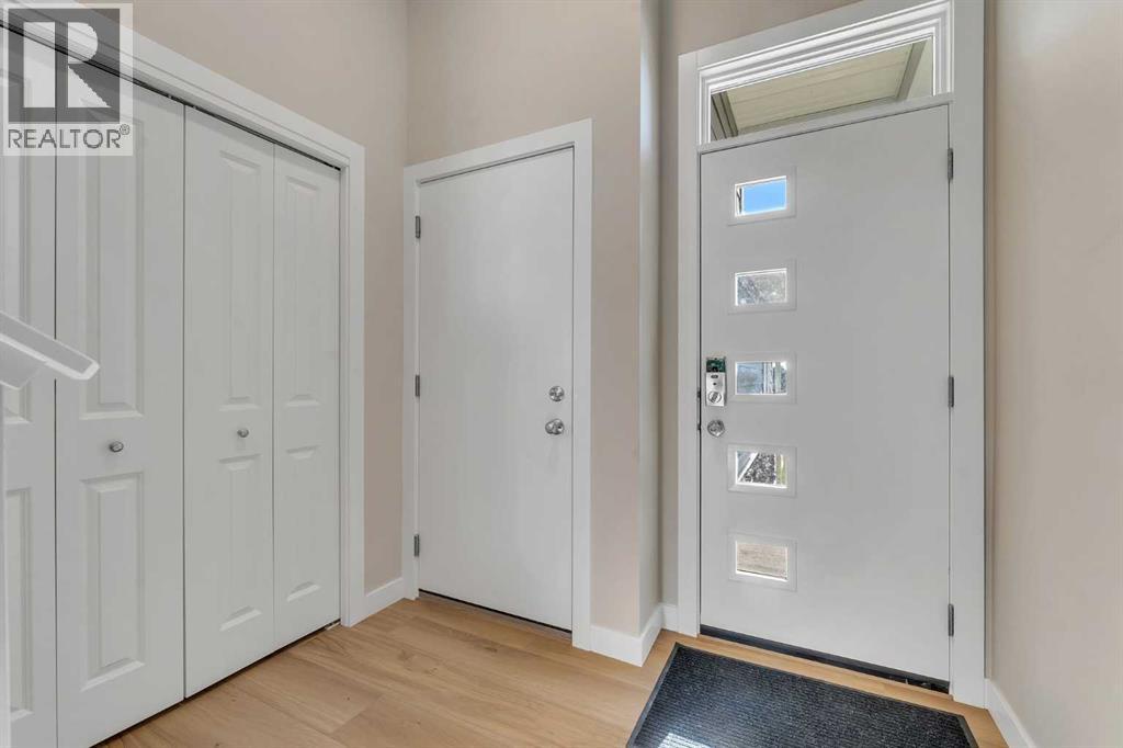 430 South Shore Drive, Chestermere, Alberta  T1X 2Y6 - Photo 13 - A2264443