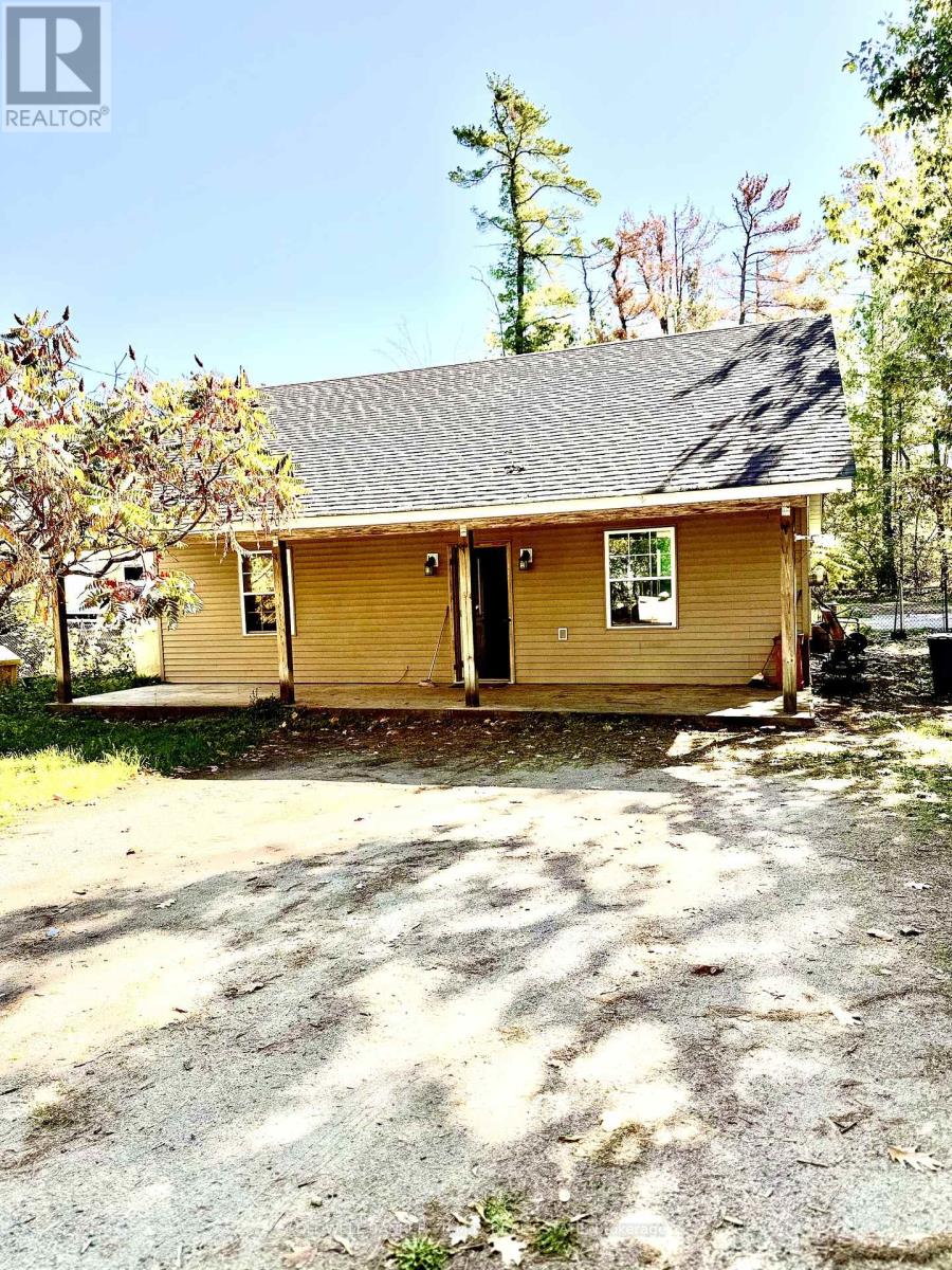 2 OAKWOOD DRIVE, Kawartha Lakes, Ontario