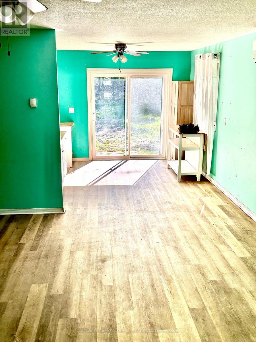 2 Oakwood Drive, Kawartha Lakes, Ontario K0M 1N0 - Photo 27 - X12458920