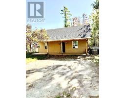 2 OAKWOOD DRIVE, Kawartha Lakes, Ontario