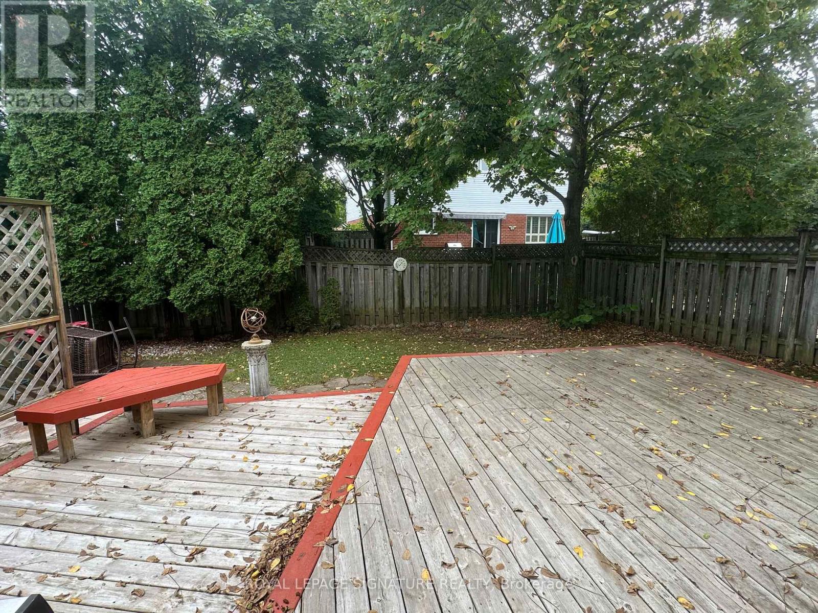 3194 Renton Road, Burlington, Ontario L7M 2W8 - Photo 14 - W12417078