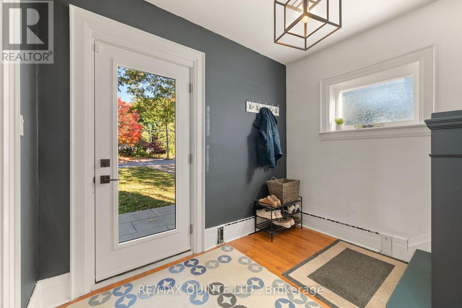 126 Dufferin Avenue, Belleville, Ontario  K8N 3X1 - Photo 6 - X12487762