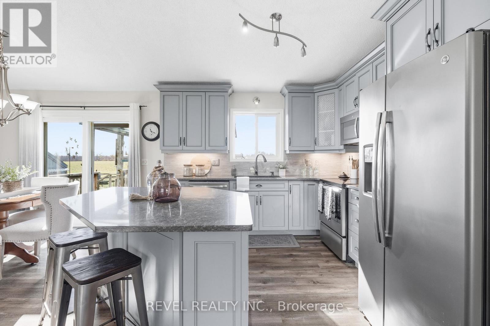 443 Tower Road, Kawartha Lakes, Ontario  K9V 4R4 - Photo 13 - X12487916