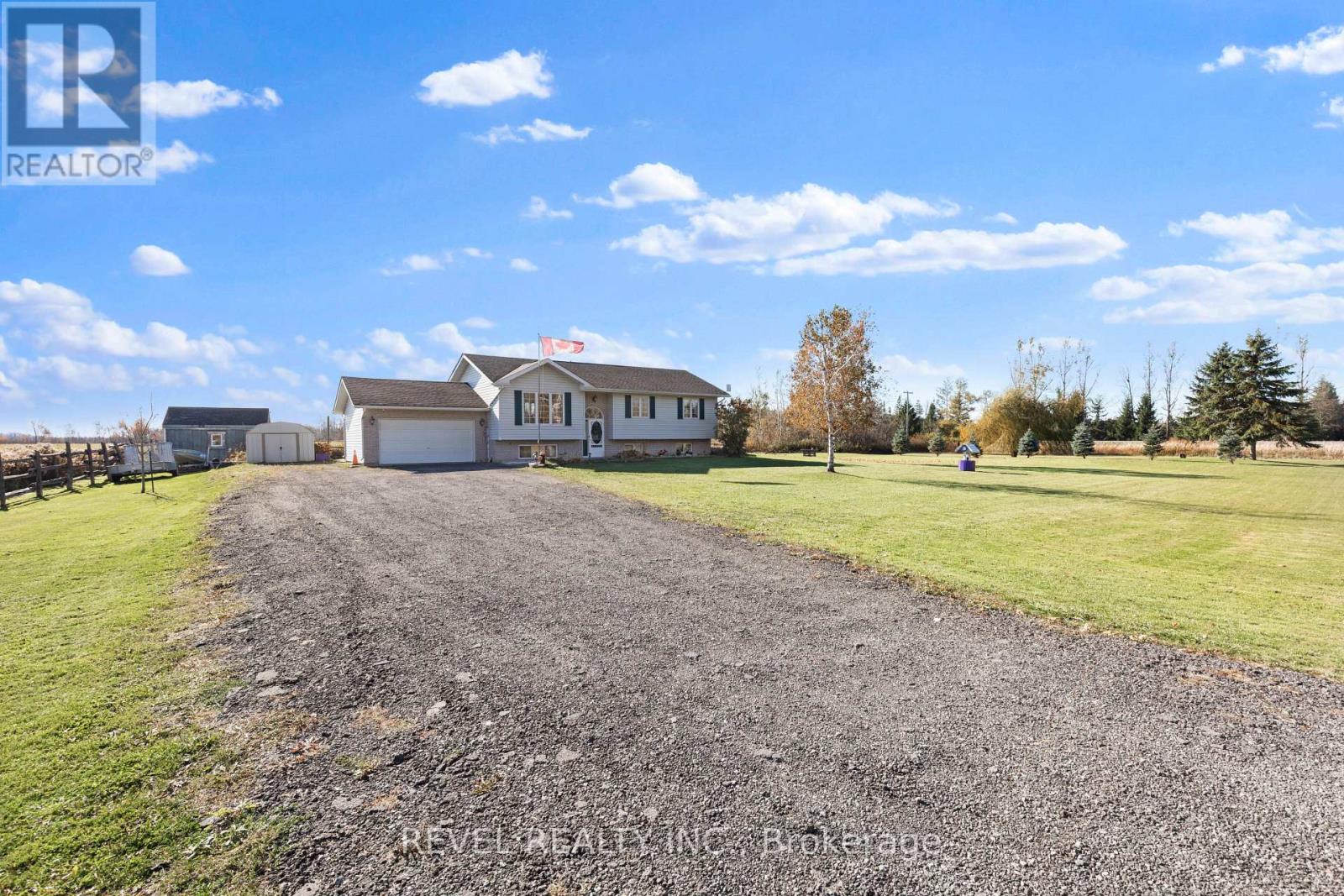 443 Tower Road, Kawartha Lakes, Ontario  K9V 4R4 - Photo 5 - X12487916