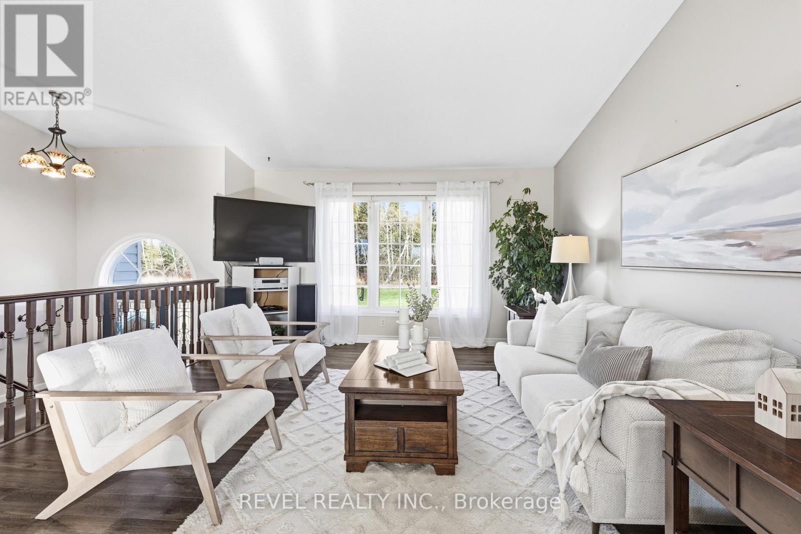 443 Tower Road, Kawartha Lakes, Ontario  K9V 4R4 - Photo 8 - X12487916