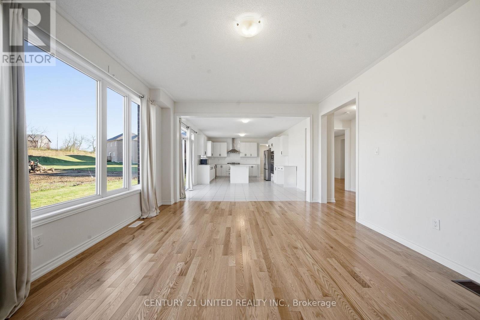 45 Golden Meadows Drive, Otonabee-South Monaghan, Ontario  K9J 0K8 - Photo 11 - X12488010