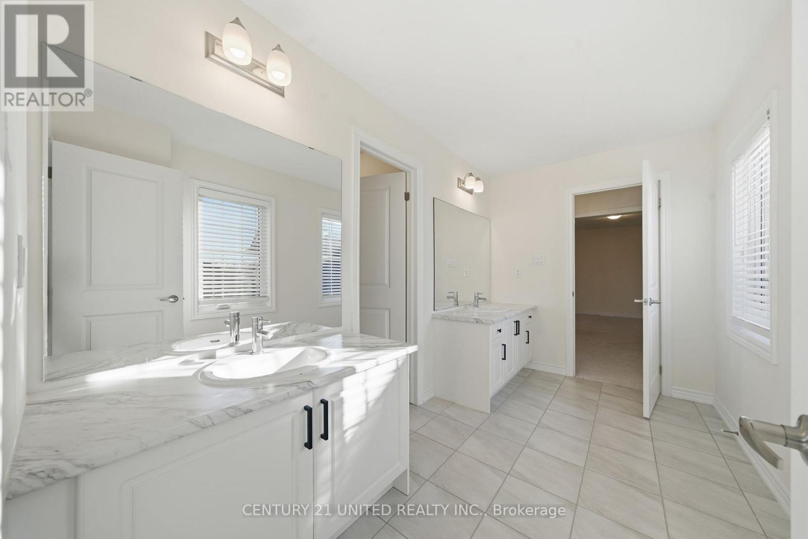 45 Golden Meadows Drive, Otonabee-South Monaghan, Ontario  K9J 0K8 - Photo 26 - X12488010