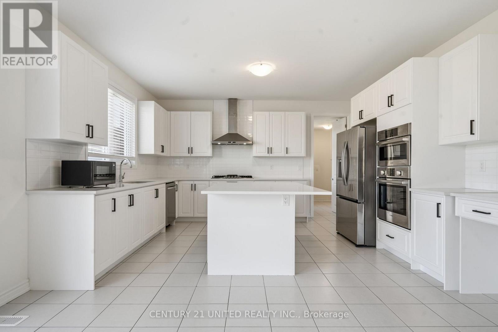 45 Golden Meadows Drive, Otonabee-South Monaghan, Ontario  K9J 0K8 - Photo 8 - X12488010