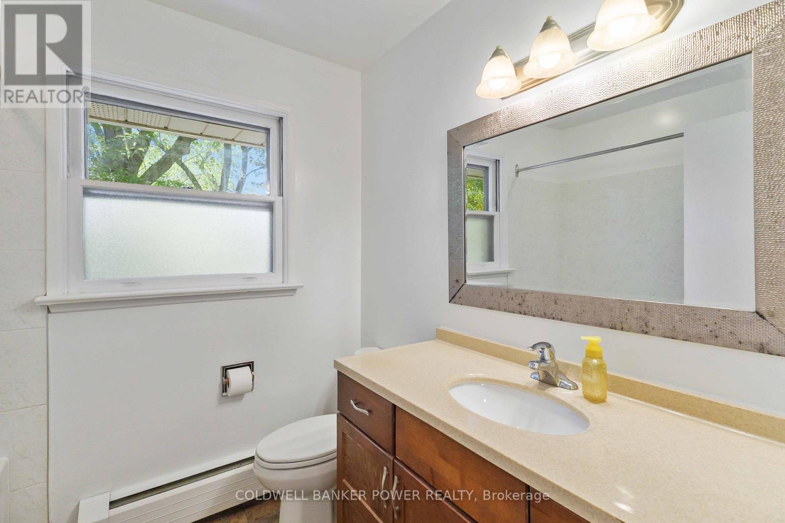 1 Mcleod Crescent, London North, Ontario  N5X 1S7 - Photo 22 - X12487782