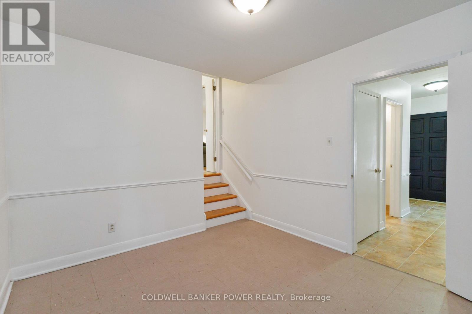 1 Mcleod Crescent, London North, Ontario  N5X 1S7 - Photo 24 - X12487782