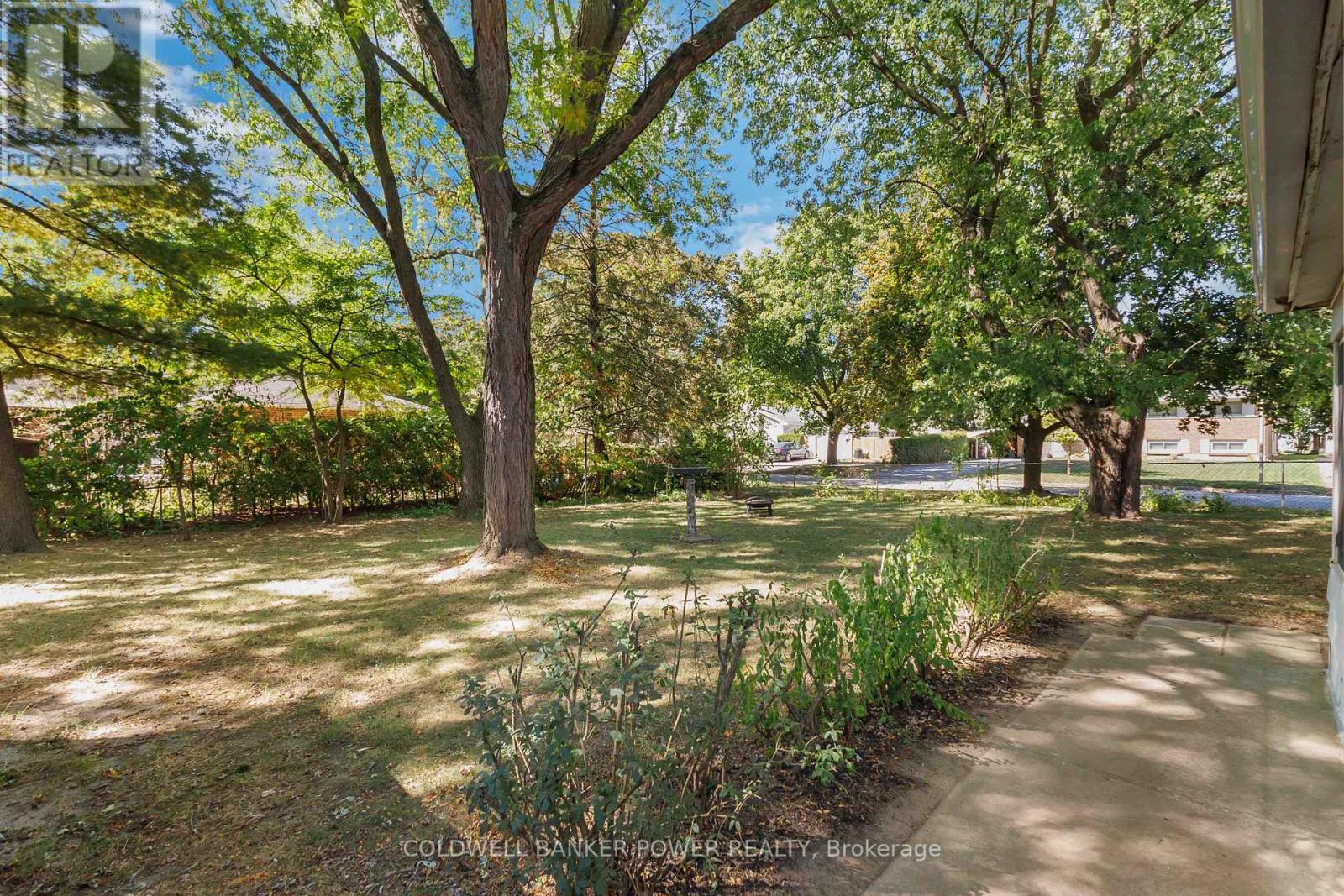 1 Mcleod Crescent, London North, Ontario  N5X 1S7 - Photo 36 - X12487782