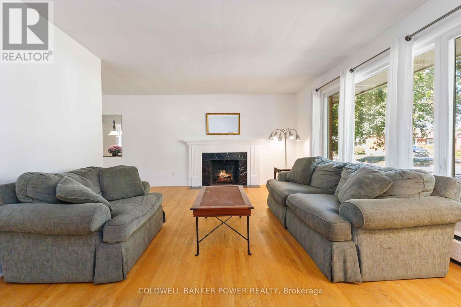 1 Mcleod Crescent, London North, Ontario  N5X 1S7 - Photo 8 - X12487782