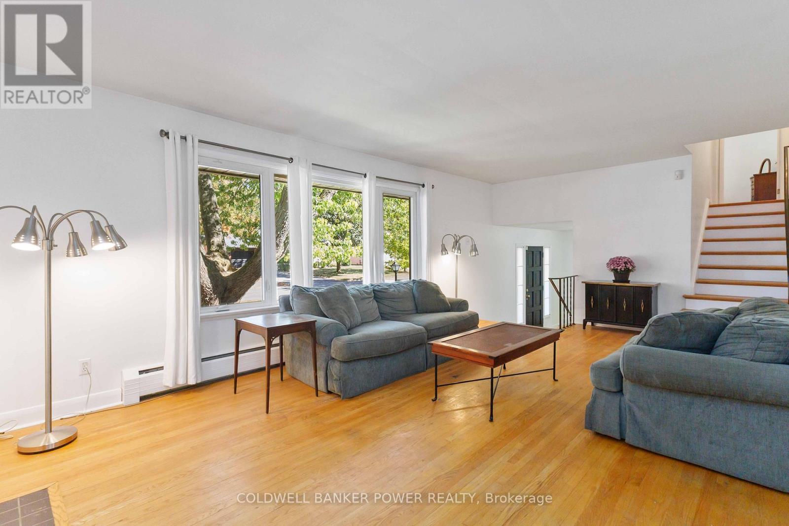 1 Mcleod Crescent, London North, Ontario  N5X 1S7 - Photo 9 - X12487782