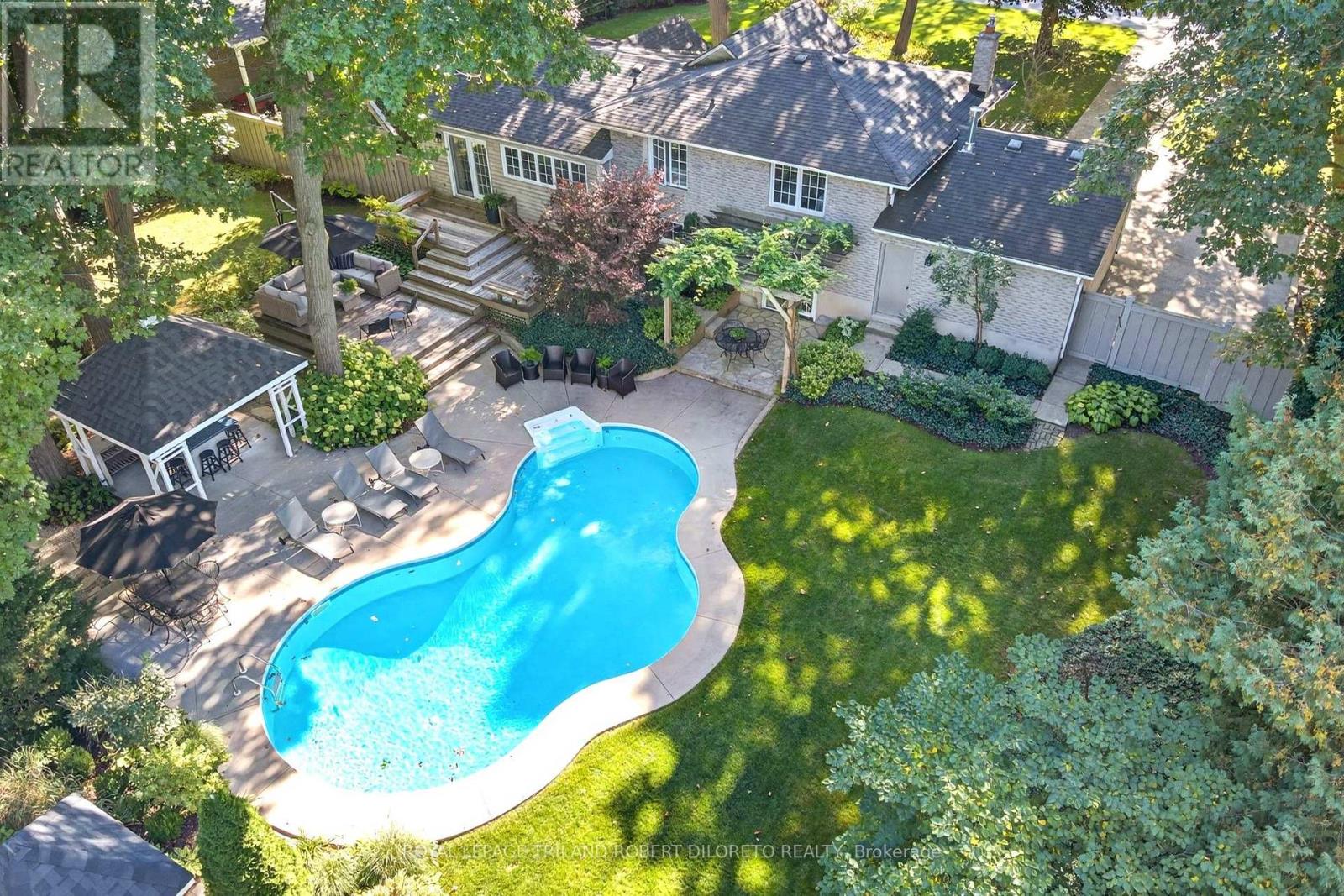 139 Union Avenue, Middlesex Centre, Ontario  N0L 1R0 - Photo 5 - X12487950