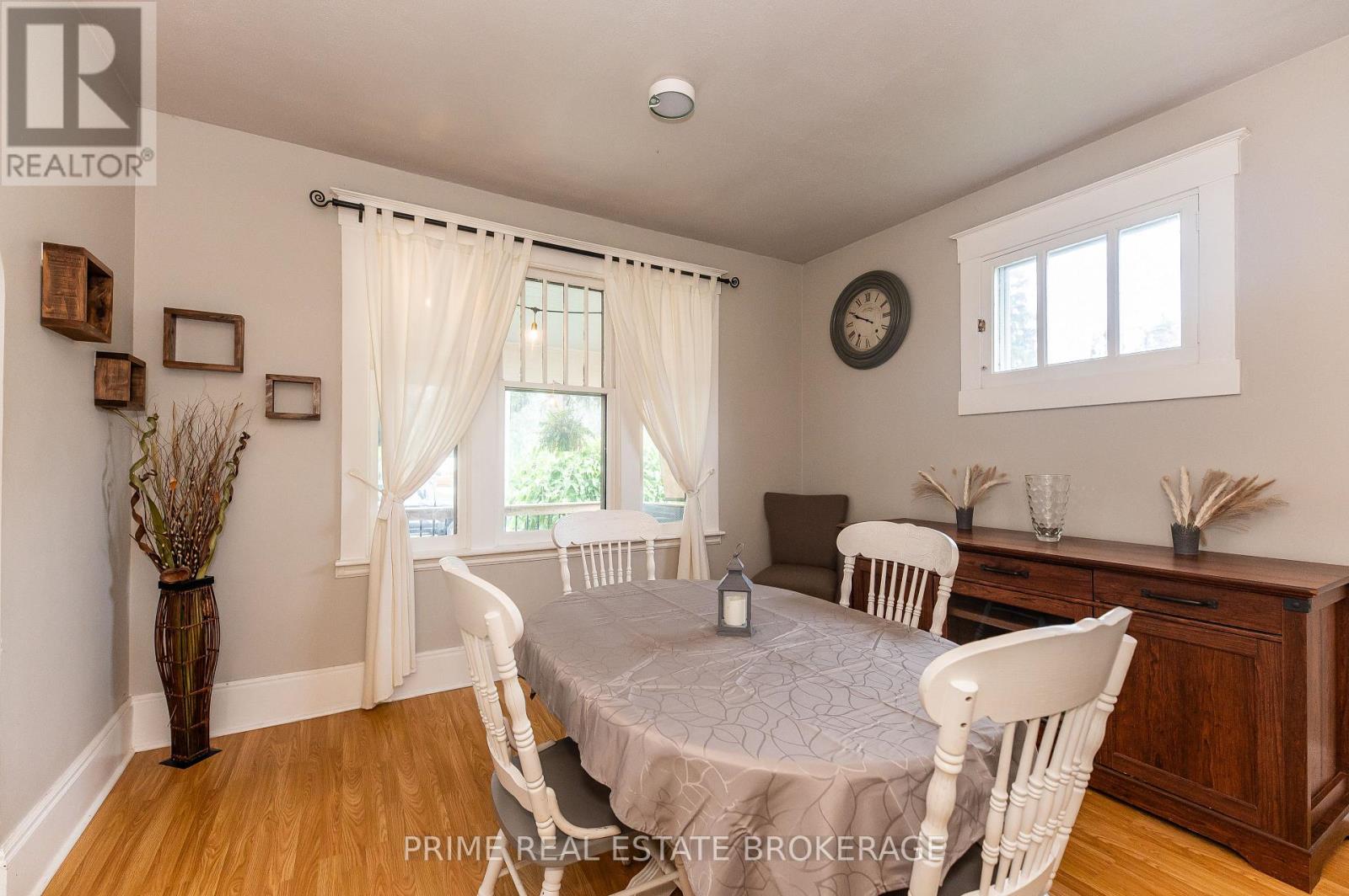 72 Walnut Street, St. Thomas, Ontario  N5R 2Y9 - Photo 12 - X12488038