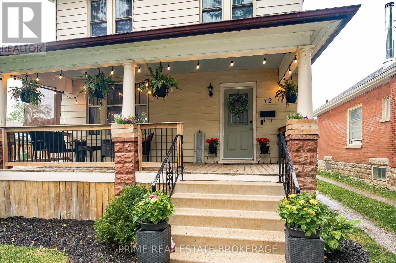 72 Walnut Street, St. Thomas, Ontario  N5R 2Y9 - Photo 3 - X12488038