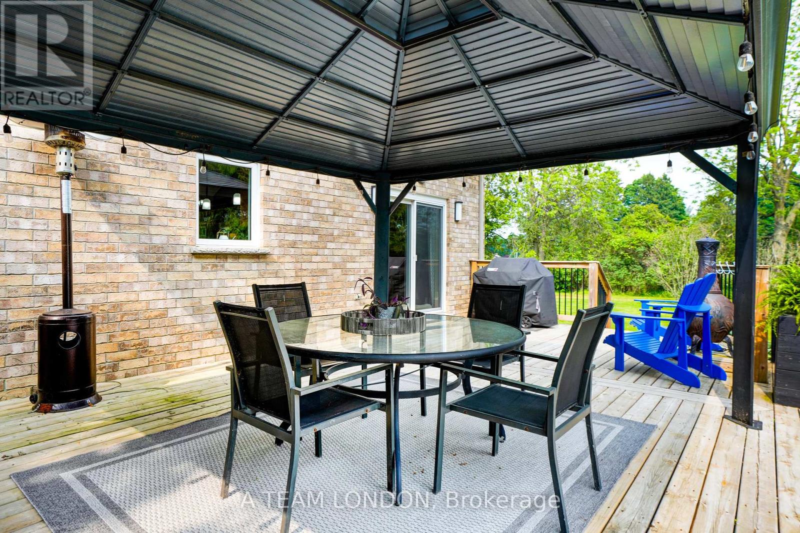 400 Second Street, Strathroy-Caradoc, Ontario  N7G 3H8 - Photo 33 - X12488118